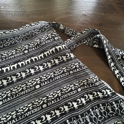 Vintage Halloween Cat Skull Witch Moon Pumpkin Black White Wrap Around Skirt Size undefined