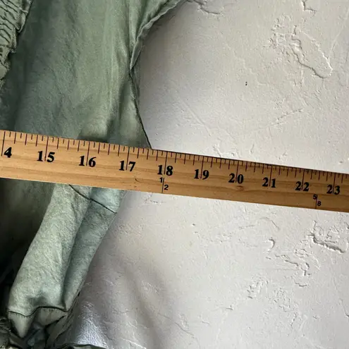 Downeast Y2k Wrap Top Womens Small Green Short Sleeve Ruffle Lightweight Blouse