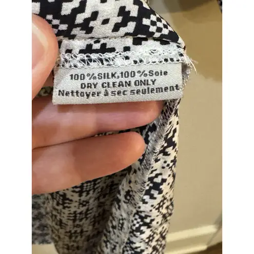 TUCKER NYC Smocked Trim 100% Silk Dress Size Small Black White A Line