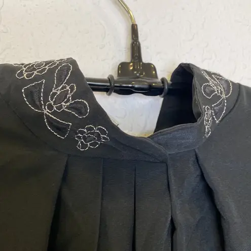 Vintage Women’s Black High Neckline Blouse Collar & Cuff Embroidered EUC Sz 10