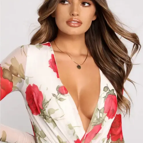 Windsor  Ivory Floral Passion surplice Mesh Thong Bodysuit, Size Small Red/White - Image 3