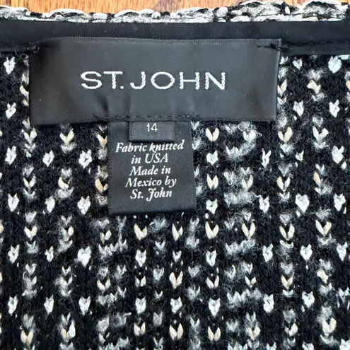 St. John Windsor Knit Pencil Skirt Hematite Multicolor
Size: 14