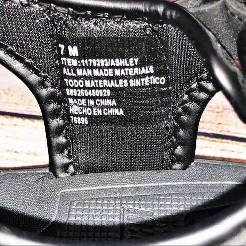 Khombu Ashley Black with Purple Fisherman Sandals Size 7M