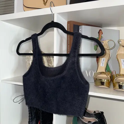 Babaton Aritzia Fuzzy Knit Cropped Tank Top Navy Scoop Neck Womens Medium EUC