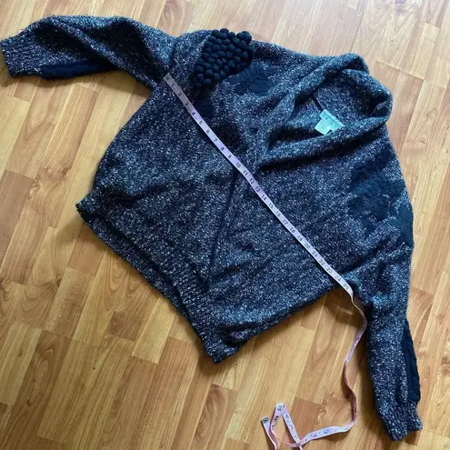 Vintage Wool and Angora Gray Sweater with Grape and Roses Appliqué Size 1X