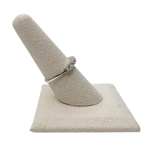 Sterling Silver Round Cut Seven Clear Glass Stones Band Ring