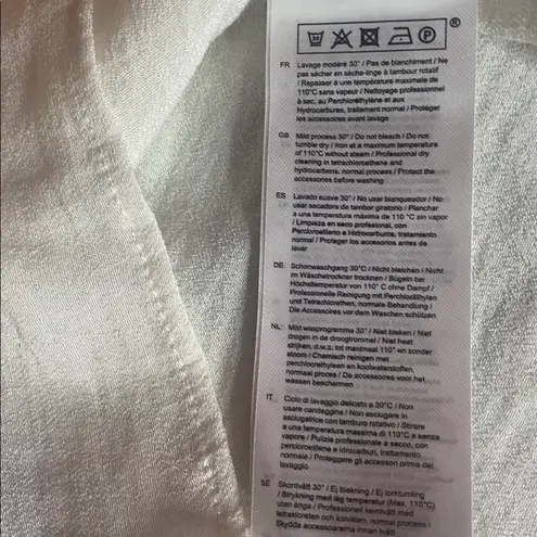 Maje Off White Blouse
1 (XS/S)