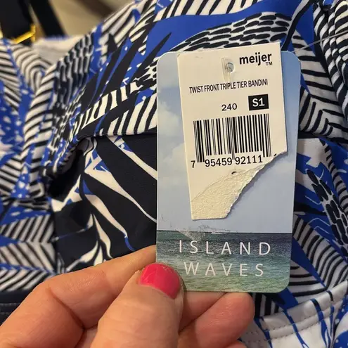 NWT Island Waves Blue & White Twist Front Tankini Top