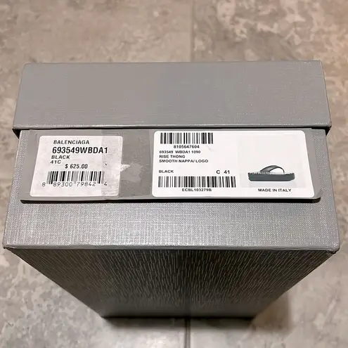 Balenciaga Padded Rise Platform Leather Thong Sandals in Black, Size 41 $695