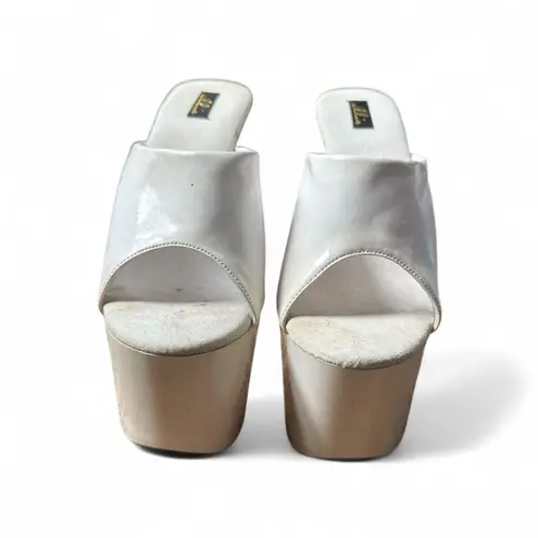 Ellie White Platform High Heel Shoes – Size 8