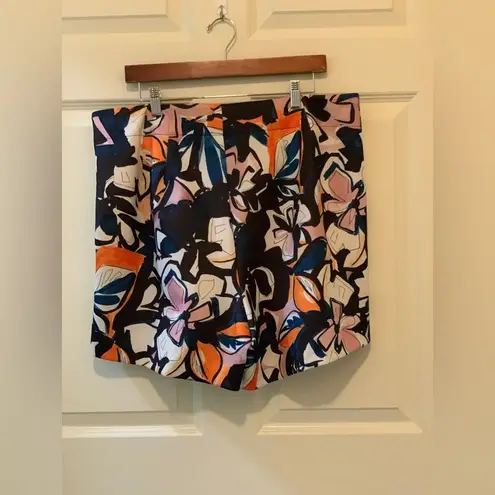 Eloquii Floral Print Women's Shorts. Size-16