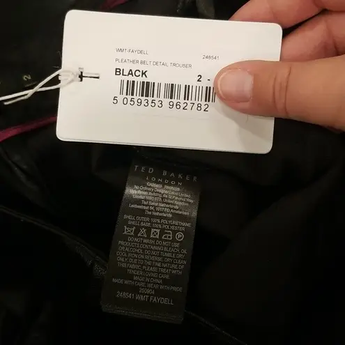 💕TED BAKER💕 Faydell Pleather Belt Detail Trouser ~ Black US 6 NWT