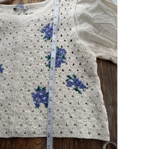 ZARA B8  Cream Crochet Floral Puff Sleeve Cropped Top M