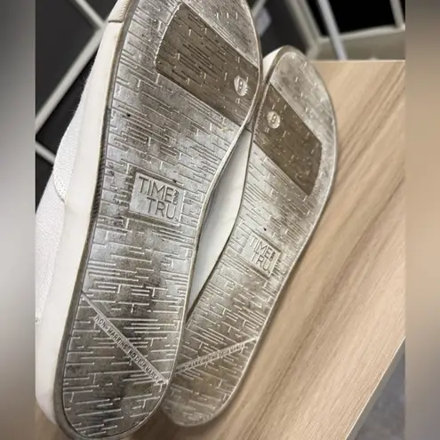 Time & Tru Classic White Canvas Keds Style Sneakers Size 9