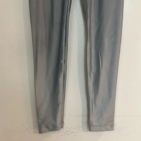 Koral Leah Infinity Sports Bra Lustrous Silver Gray Cropped Top