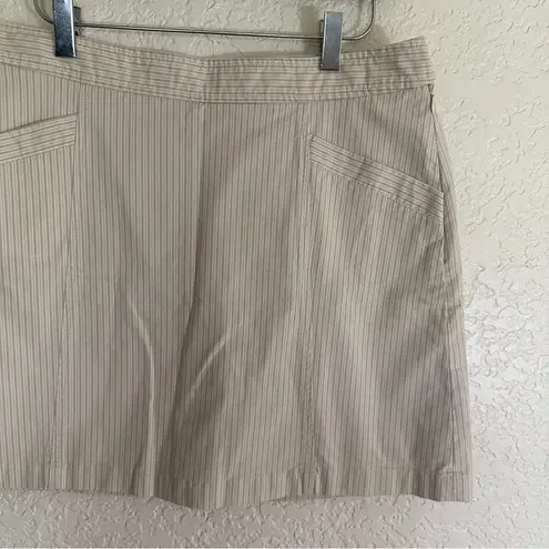 Dockers Tan Beige Pinstriped Size 8 Golf Pickleball Tennis Skorts Cotton Blend