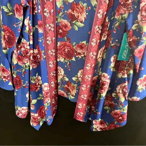 Pioneer Woman Blue Floral Shark Bite Kimono‎ Size L/XL Size L