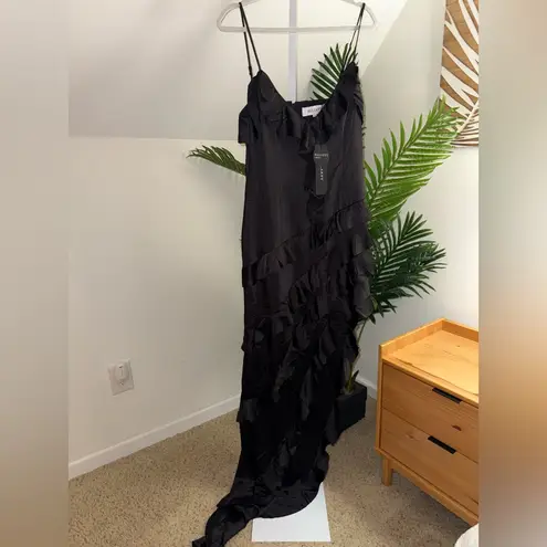 Elliatt Kyla Asymmetrical Maxi Dress In Black