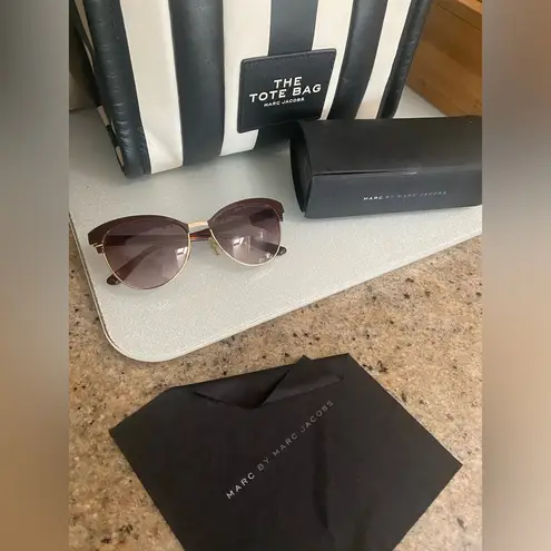 Marc Jacobs Sunglasses MMJ 398s - LIKE NEW