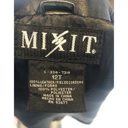 Mixit Vintage lambskin black leather lined V neck vest, zipper closing size 12T