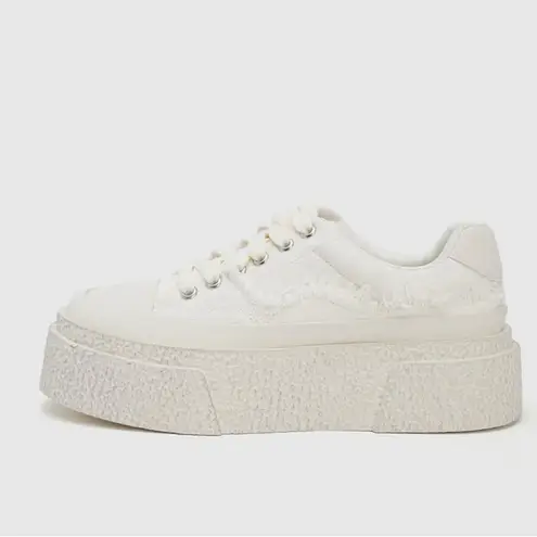Cream Platform Sneakers with Chunky Sole and Lace
