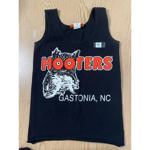 Hooters B22  girl Vintage Uniform Tank And Shorts Outfit from Gastonia NC Size Xs