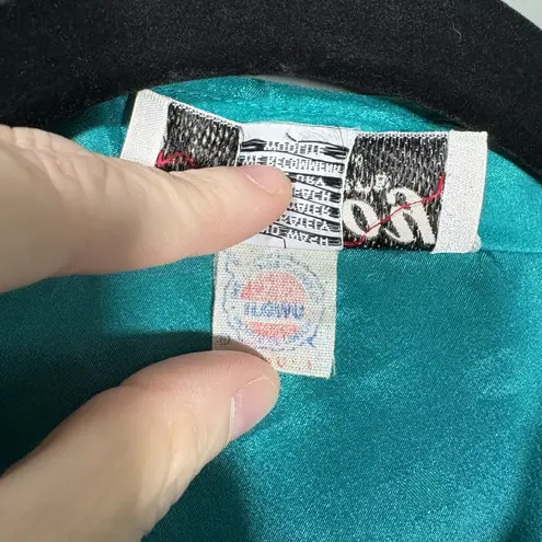 The Wilroy Traveller Vintage Women's 1970's Turquoise Top & Skirt Set