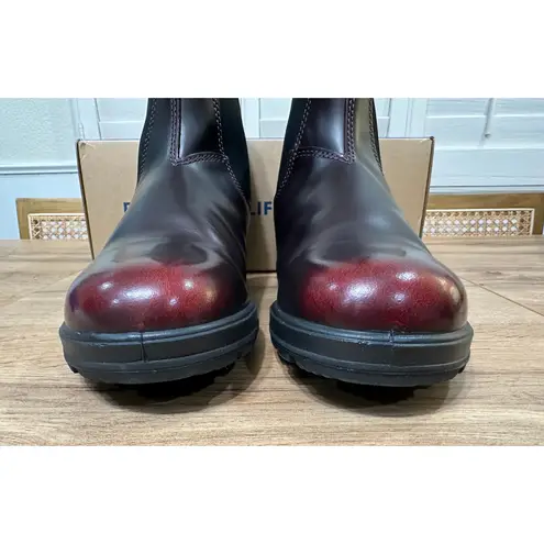 Blundstone 2412 Elastic Sided Boot Bordeaux Brush Leather 9 NIB Womens Originals
