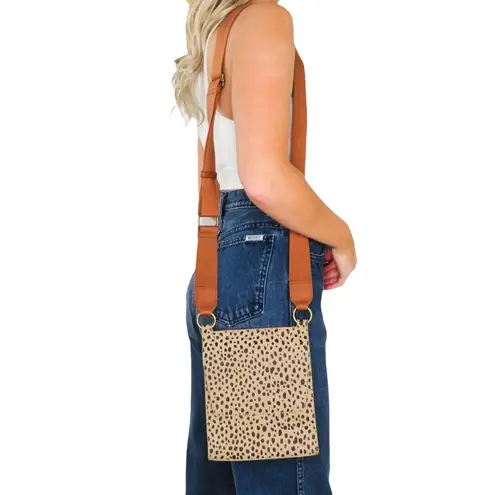 Universal Threads Universal Thread Leopard Print Crossbody Bag Rectangle Animal Print Bag