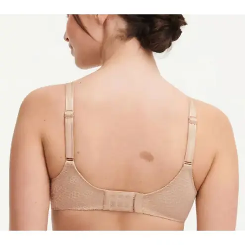 Chantelle tan C Magnifique Molded Minimizer Underwire Bra size 40C