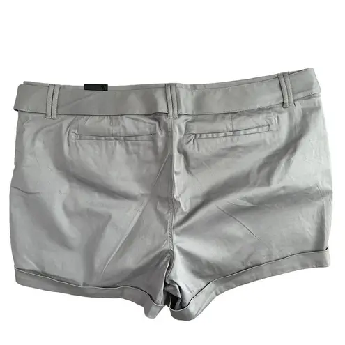 Torrid  Plus Size Tortoise Belted Shorts‎ Size 28 Gray Stretch Pockets Cuff NEW - Image 2