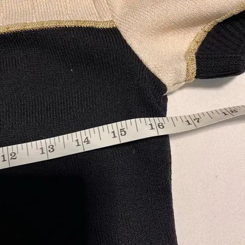 St. John Collection Women's Embroidered Crest Logo Sweater size (P) or XS