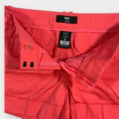 Women’s Mossimo Golf Style Shorts Bright Pink Size 4