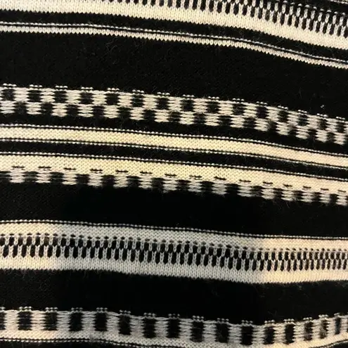 Bailey 44 Sweater. Size Large - Image 2