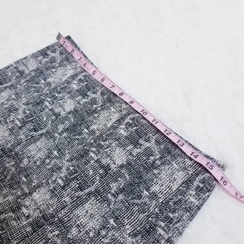 MM.LaFleur New York Pencil Skirts