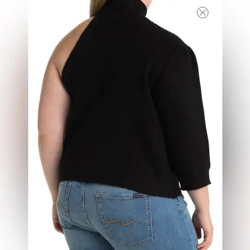 Melrose and Market Cutout turtle neck