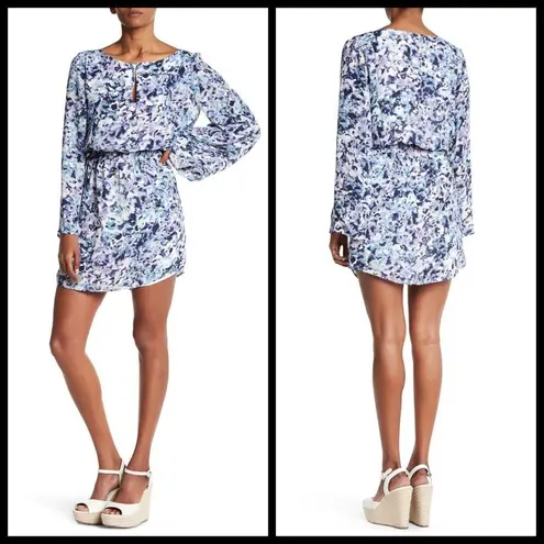 Cupcakes and Cashmere 💕💕 Violeta Dress Blue ~ Small NWT Floral Long Bell Sleeve