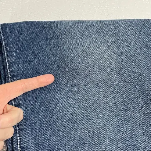 Democracy “Ab” Technology Jeans Women’s Size 16 Cropped Denim Raw Hem