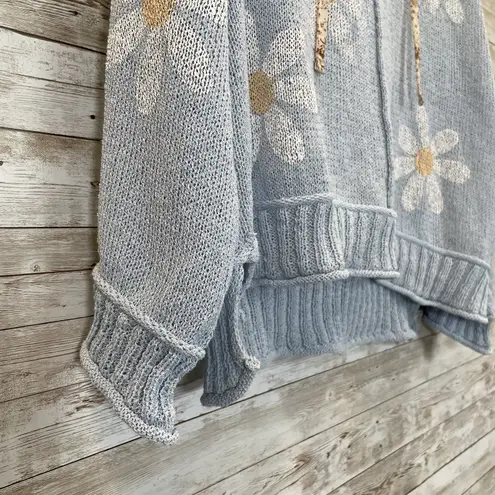 Daisies Womens S Sweater V