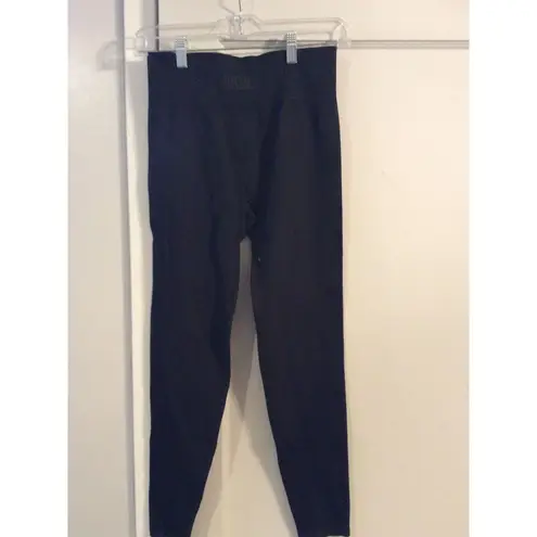 Victoria's Secret PINK Seamless Crop Top and NWT Leggings Logo Black Medium