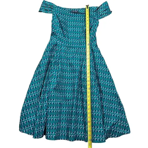 Emily and Fin Women's Green Sailboat Print Off