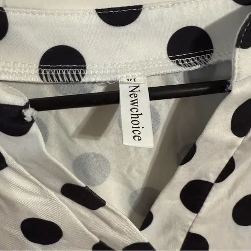 White Blouse with Black Polka Dots and Mandarin Collar Size XL