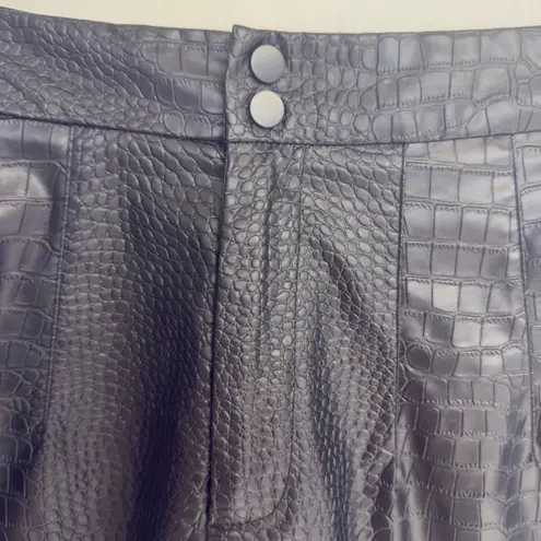 Faux Crocodile High Waist Shorts NWOT Black Size M
