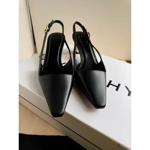 Givenchy BLACK classic G CUBE SLINGBACK PUMP size 35