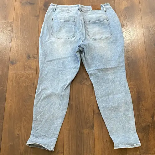 Judy Blue Light Wash Joggers 16W – Drawstring Tie, Comfortable Fit