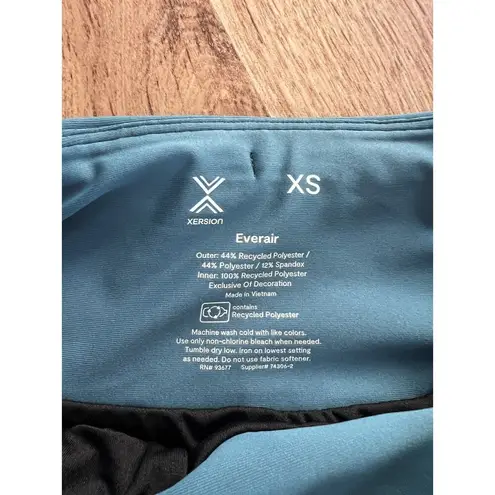 Xersion New  Running Shorts Women's Size XS Dragonfly Blue Quick Dry Liner