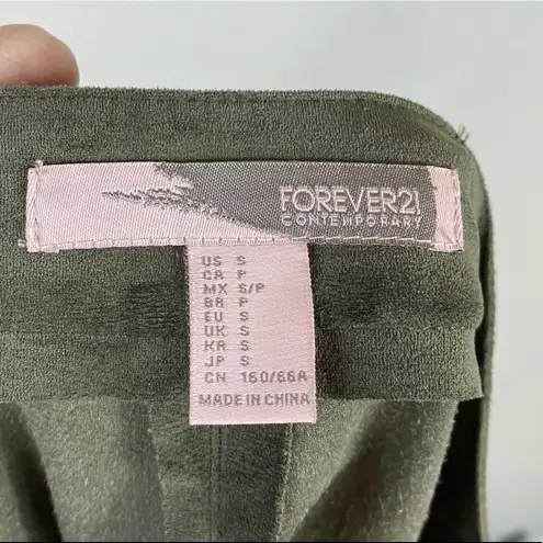 Forever 21  Army Green Faux Suede Button Up Mini Skirt - Image 5