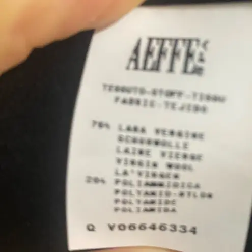 Jean Paul Gaultier
Femme Laser Cut Hooded Wrap Coat Unsized See Measurements (L Black Size undefined