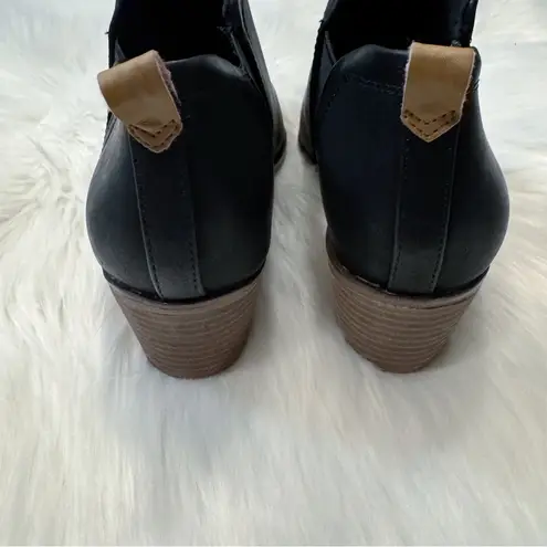 Dr. Scholls Dr. Scholl’s Laurel Chelsea Boots in Black Size 9