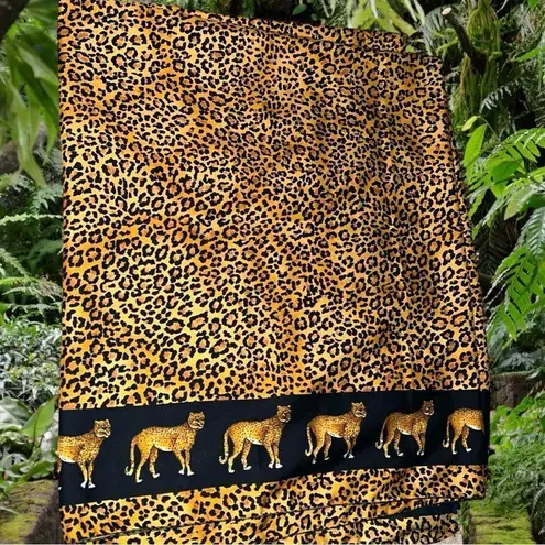 Rima brand awesome cheetah print large scarf! New Black